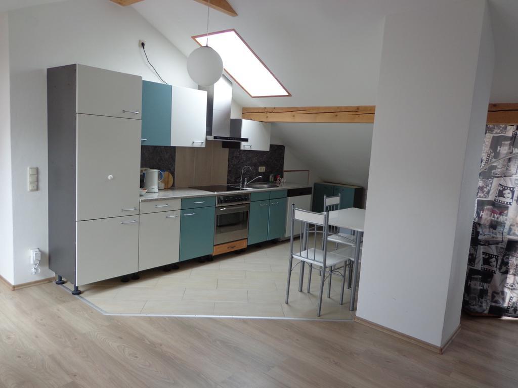 Ferienwohnung Bosch Seeg Zimmer foto